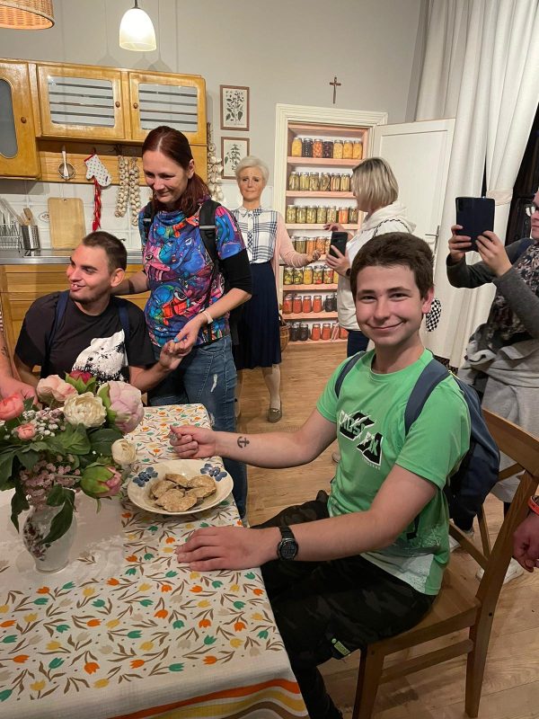 PHOTO-2025-03-17-19-50-45 11