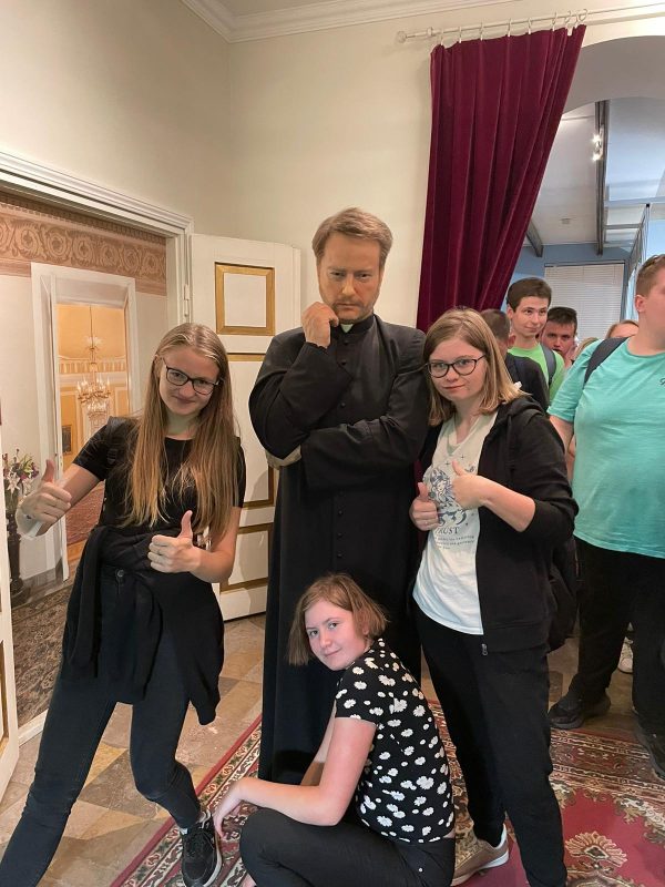 PHOTO-2025-03-17-19-50-45 5