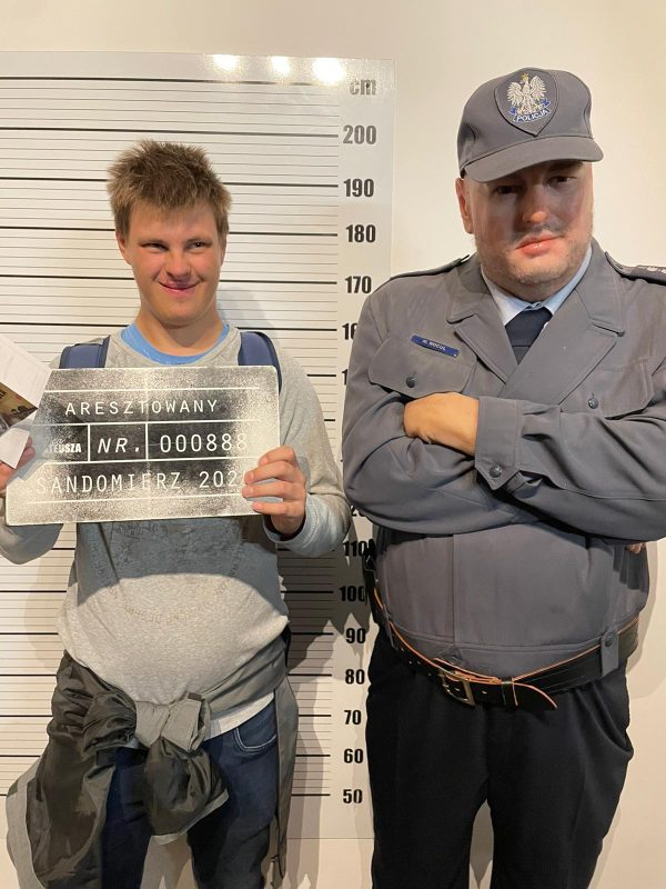 PHOTO-2025-03-17-19-50-45 7